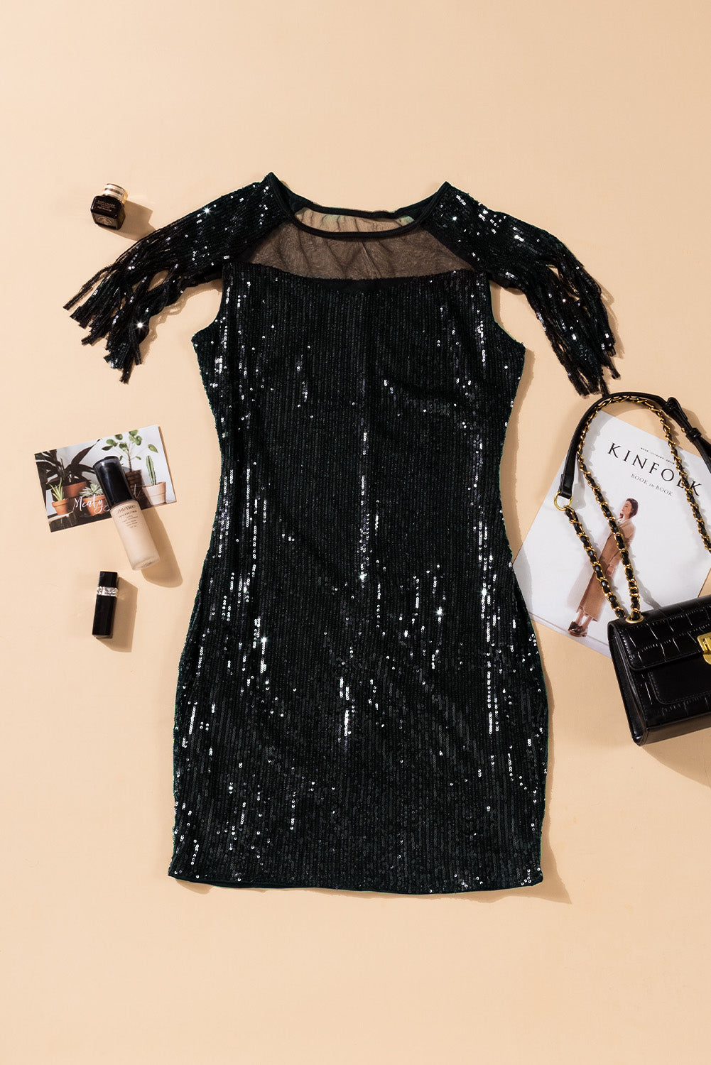 Minivestido ajustado con parche de malla de lentejuelas negro con borla - EBEPEX