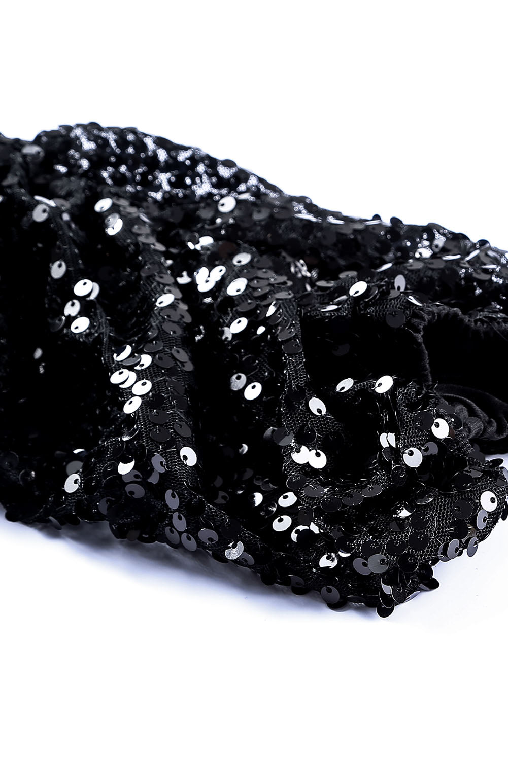 Mini vestido negro de manga larga con lentejuelas