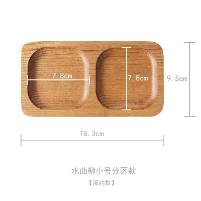 Platos de comida en madera estilo japones