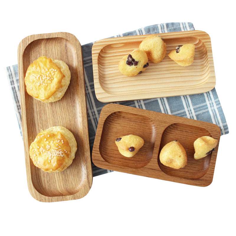 Platos de comida en madera estilo japones